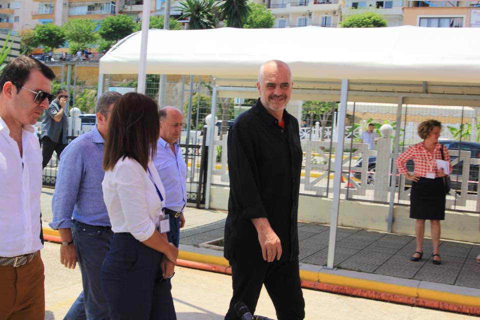 Ish-ministri zbulon çfarë fshihet pas gjobës së Ramës ndaj kryetares së Bashkisë Sarandë