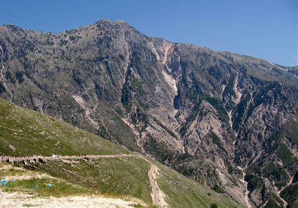 Humbasin në Llogara 4 turistë italianë