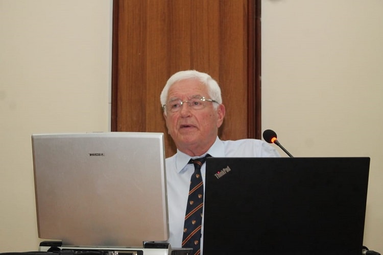 Kërkimet për naftë/ Reagon ashpër Neritan Ceka