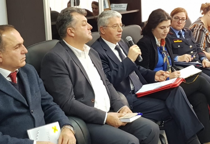 Ministri i Brendshëm vizitë në Dropull: Djemtë dhe vajzat e minoritetit t’i bashkohen Policisë së Shtetit