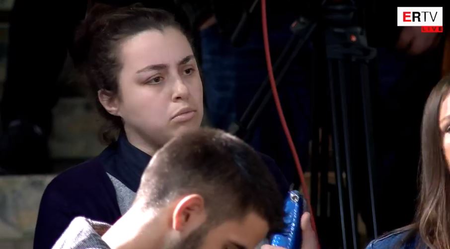 Takimi në Gjirokastër, studentja ankohet tek Rama për kryebashkiakun e Memaliajt: Unë plotësoja kriteret për vendin e punës, por ai futi një me shkollë të mesme