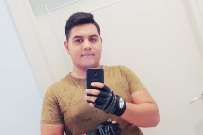 Tentoi t’ja ngecte hallës vrasjen e gjyshit, zbulohen provat që fundosin adoleshentin