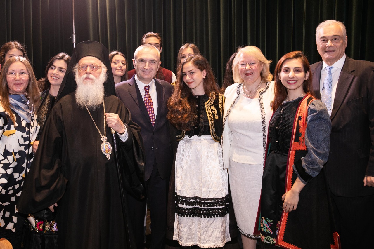 Festa Kombëtare e Greqisë, Meta: Shqiptarët dhe grekët meritojnë të jetojnë gjithmonë në harmoni e begati