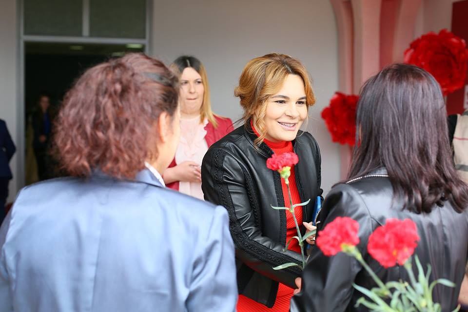 PROFIL/ Monika, “fallxhorja” që po kërkon të rithemelojë LSI