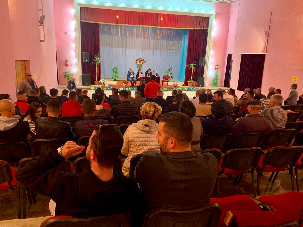 Legjenda me autobusin e Kuçit dhe 10 kandidatët e PS-së për Bashkinë Memaliaj