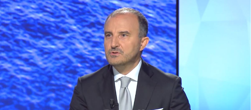 Ambasadori i BE-së ia bën të qartë opozitës: Zgjedhjet lokale do të bëhen dhe askush s’mund t’i pengojë