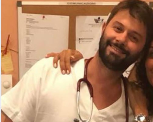 Heroizmi i mjekut shqiptar në Itali/ I shpëton jetën turistes pak pasi tha “Po” në altar