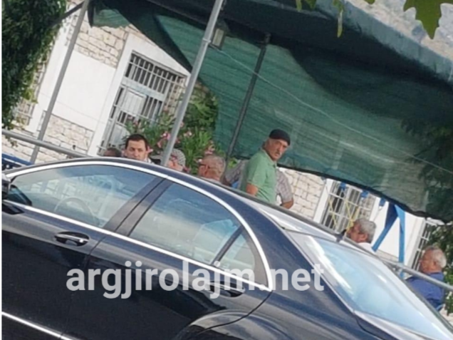 Ç’po ndodh në Dropull? Tavo takon vëzhguesit e huaj dhe më pas shkon në Grapsh ku ndodhet KZAZ-ja (FOTO)