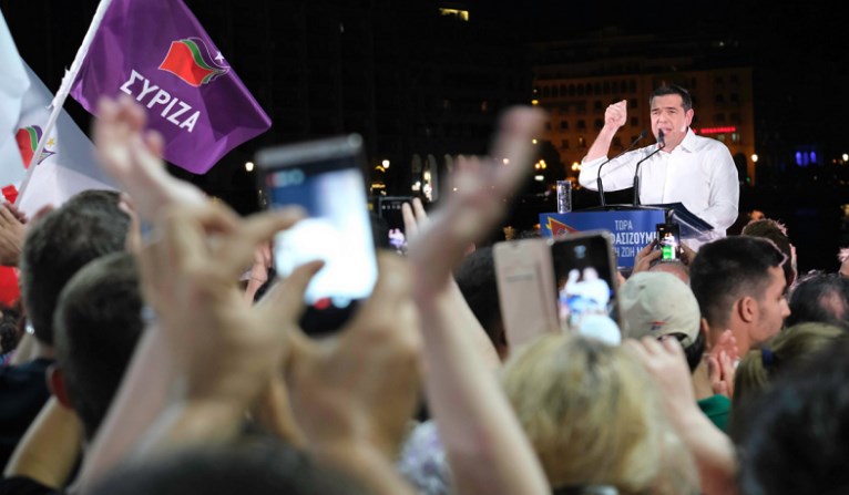 Grekët votojnë të dielën, Tsipras drejt humbjes së zgjedhjeve