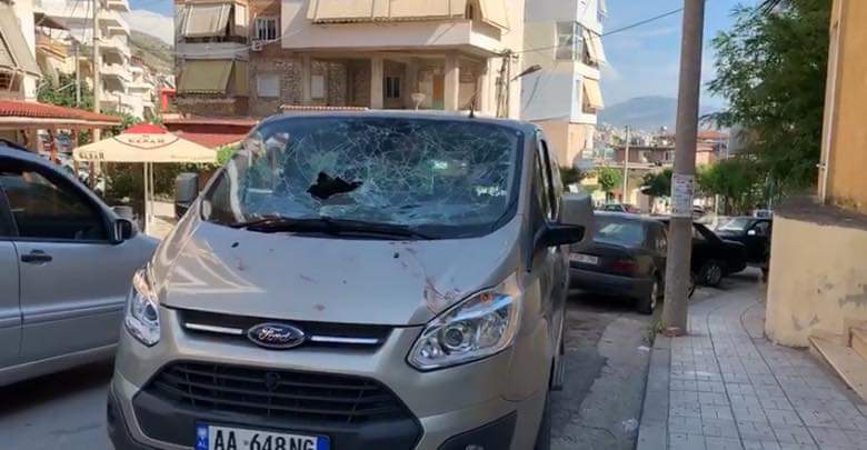 Vijon puna tek restoranti ku u rrahën turistët spanjollë, qytetari i shkruan Ramës (FOTO)