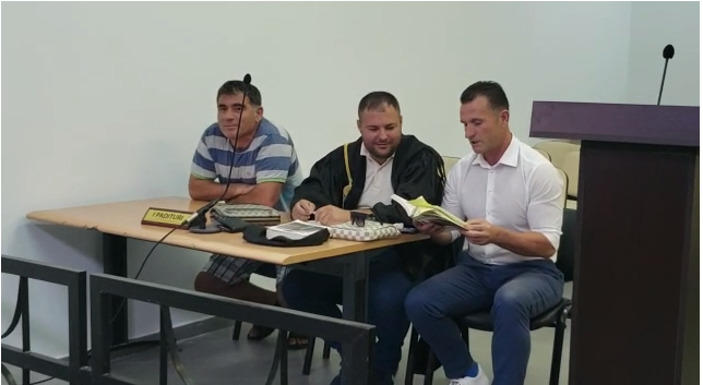 Pronari që terrorizoi turistët spanjollë del në gjyq: Edi Ramën e kam mik… (VIDEO)