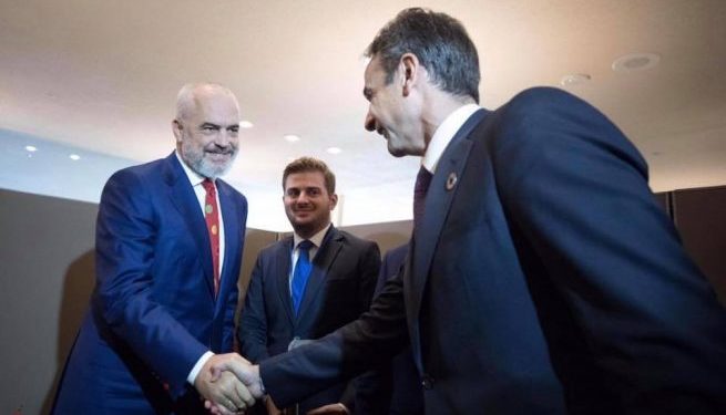 Takimi me Ramën/ Mediat greke zbardhin kërkesat e Mitsotakis: Të drejtat pronësore të minoritarëve