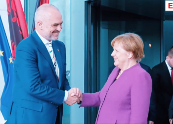 “45 minuta në telefon”, Rama zbulon bisedën me Merkel