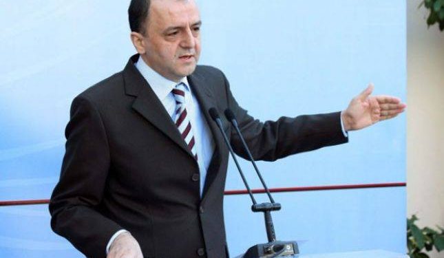 Artan Lame: Bregdeti i Sarandës dhe Butrinti me 4 palë pronarësh