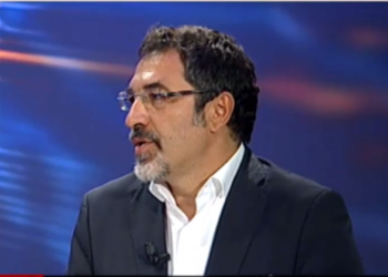 Ministri Çuçi flet për protestën e fermerëve: Prodhimi i madh i domates dhe moti i pazakontë për stinën, ulën çmimin dhe kërkesën nga tregjet e eksportit (VIDEO)