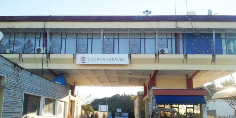 “Kacifas”, ndalohen 13 shtetas grekë në Kakavijë