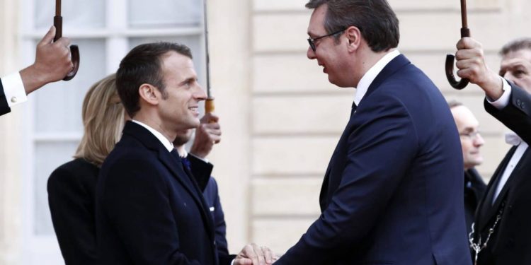 ADN e Francës mbetet thellësisht antishqiptare, pse nuk vuri kushte për Serbinë e Malin e Zi?!