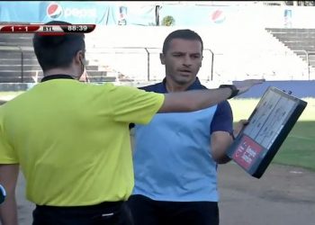 Përplasje për tabelën në Gjirokastër, trajneri kapet me arbitrin