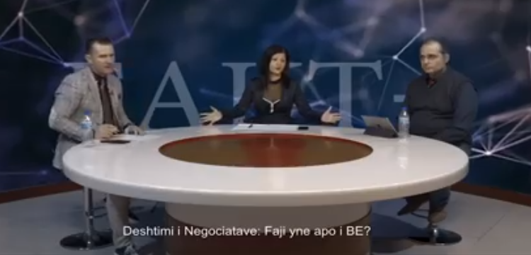 Një shoqëri që çmendet pas një q*rjeje! (VIDEO)