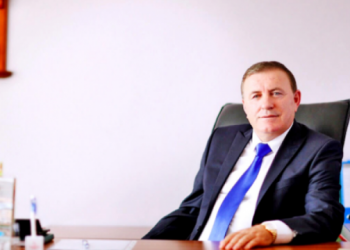 Shefqet Kastrati jep 1.5 milion euro për të prekurit nga tërmeti