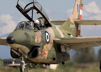 Shqipëria në emergjencë nga tërmeti/ Nisen avionët me skuadrat speciale nga Italia e Greqia