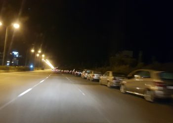 Frika nga tërmeti, shihni ku e kaluan natën dhjetra familje në Tiranë (FOTO)