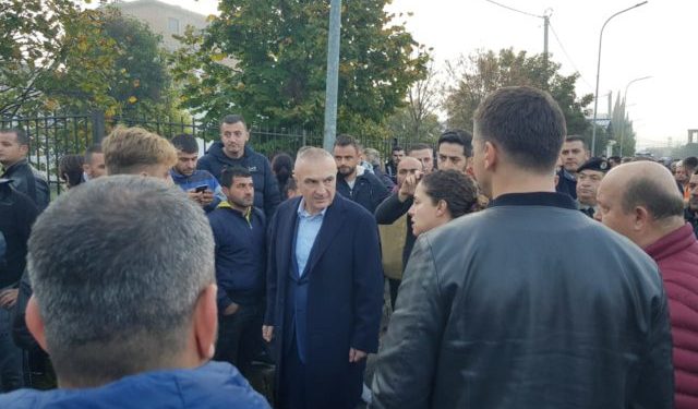 Rrezik për të tjera tërmete, ushtria evakuuon Presidentin Ilir Meta (FOTO)