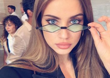 Njihuni me Ksenian, ekonomisten me 6 gjuhë të huaja që la punën në bankë për tu bërë modele instagrami