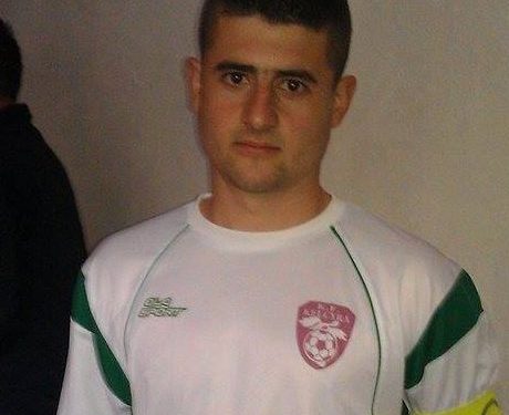 Ky është futbollisti i Këlcyrës që rrahu barbarisht lojtarin e ekipit kundërshtar