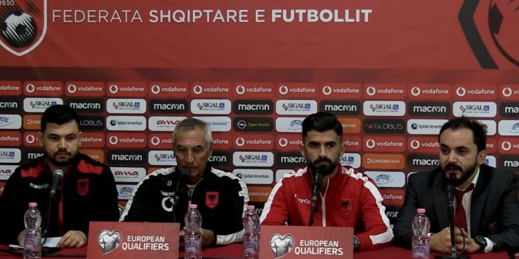 Reja: Në kombëtare nuk kemi Messin, ecim në grup