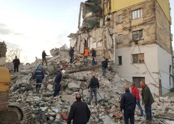 Pamje të rënda/Shihni pasojat e tërmetit (VIDEO)