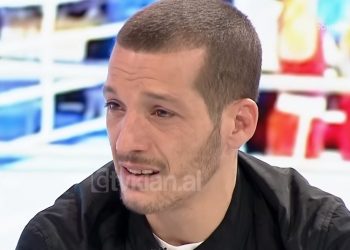 Kampioni i boksit shpërthen në lot: Të mos kesh një pjatë gjellë