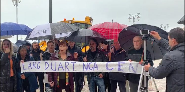 Çfarë fshihet pas protestës së sotme në Sarandë