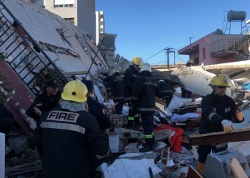 Rritet bilanci i tërmetit, 11 jetë të humbura