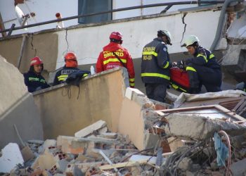 Ka një lajm të keq për të prekurit nga tërmeti