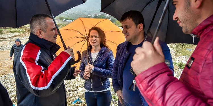 Flamur Golemi vë një grua në krye të Lazaratit, njihuni me Rudina Gabën (FOTO)