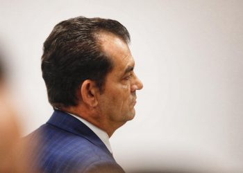 Shkarkimi i Besnik Muçit, reagon Presidenca: Asnjë surprizë nga vettingu i partisë. TURP! TURP! TURP!