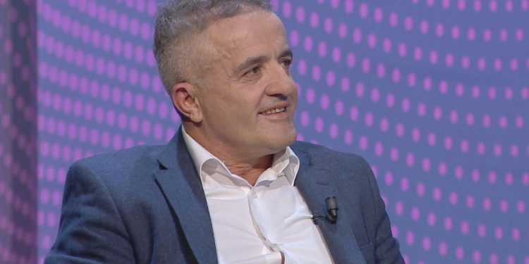 Numri dy i Luftëtarit: Ekipi është persekutuar nga arbitrat, do të qëndrojmë në Superiore