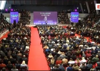 A jemi në fushatë? PS kërkon një mandat të tretë për Edi Ramën (VIDEO)