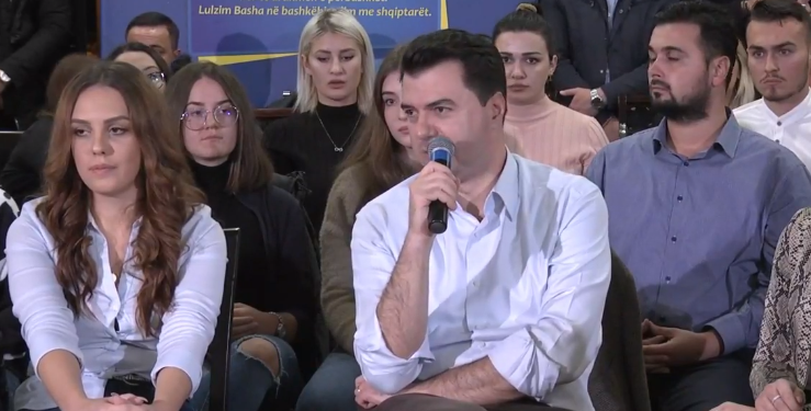 Basha zbret në jug: Do krijojmë projekte ekonomike që të rinjtë të mos largohen