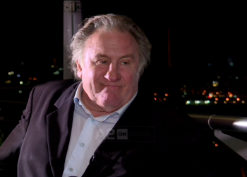 Rrëfimi i aktorit të madh francez që xhiron film në Gjirokastër: Shqipërinë e njoh nga koha e Miloseviç, Europa po merr tatëpjetën. Ç’mendoj për Ramën, Putinin dhe Vuçiçin