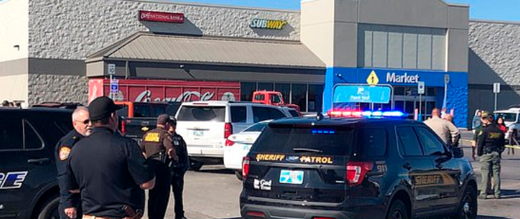 Burri qëllon për vdekje gruan dhe të dashurin e saj në parking (VIDEO)