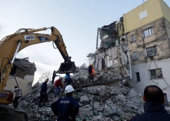 Tërmeti, shkon në 6 numri i viktimave. Dy persona u nxorrën nga hoteli në Durrës (FOTO)