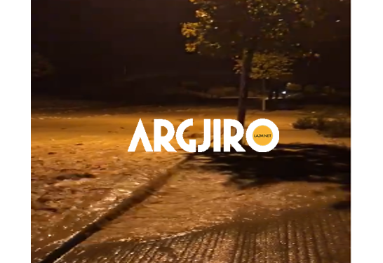 Alarm në Gjirokastër, përroi i Çullos rrezikon shtëpitë, ekipet e emergjencave dhe kryetari i bashkisë dalin në terren