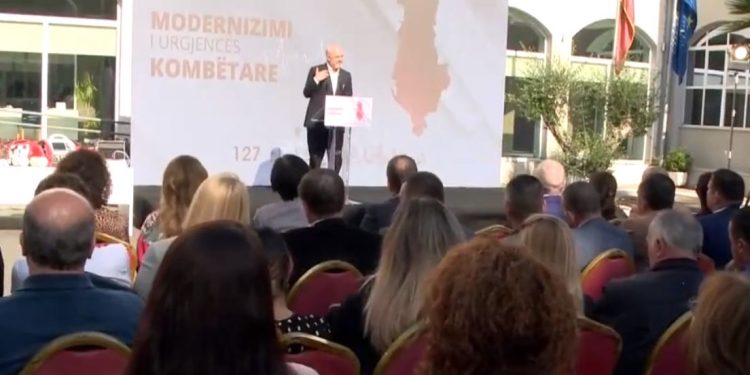 “Me burrat bëhen llafet, me gratë punët”, Rama thotë se 50% e vendeve të punës në shtet do të jenë për gratë