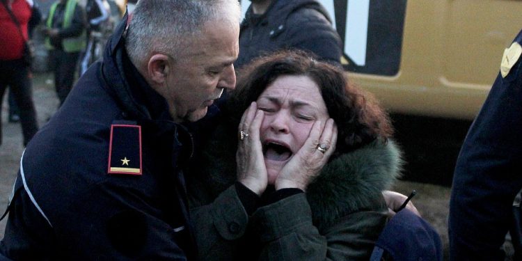 Tërmeti apokaliptik, pamje sa mijëra fjalë (FOTO)