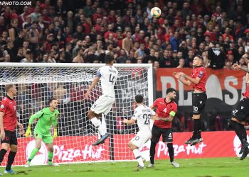 Fishkëllyen himnin e Francës, Shqipëria denohet nga UEFA me 28 mijë euro gjobë