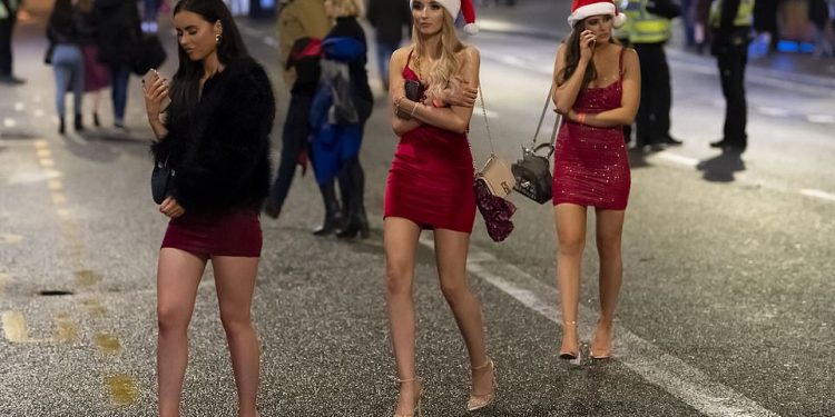 Jeta e ‘shthurur’ e natës, foto që flasin më shumë se çdo fjalë