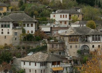 Udhëtimi i A2 CNN në Gjirokastër, një fundjavë në qytetin e gurtë (VIDEO)