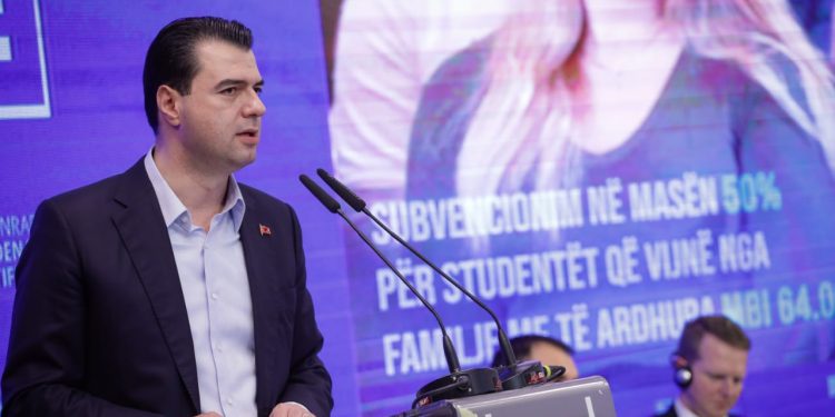 Basha: Kur të vijmë në pushtet, rrogë 1200 euro për mjekët dhe 700 euro për infermierët